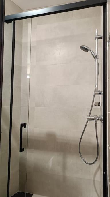 Appartement Confort Equipe Au Coeur De Beziers Ngoại thất bức ảnh